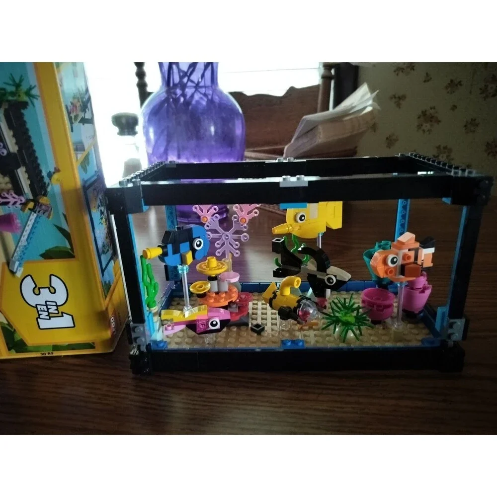 2 LEGO 31122 Creator Fish Tank - 3 in 1 set complete with Box And instructions